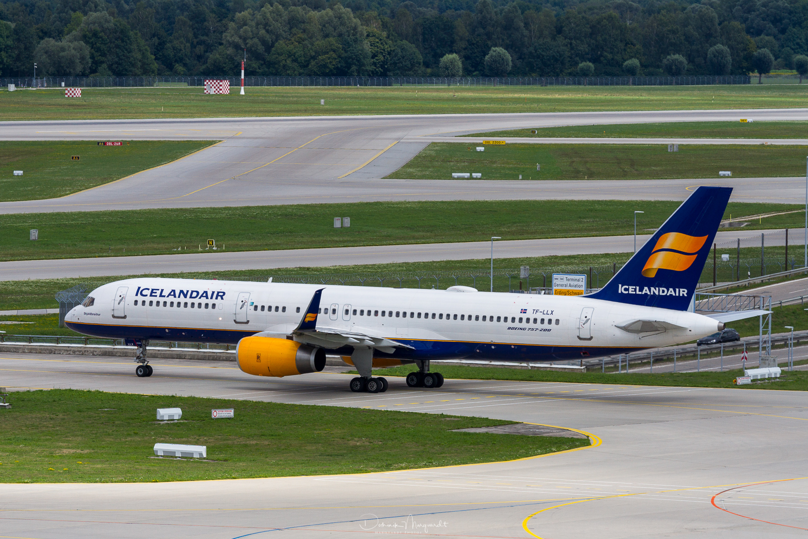 Icelandair / Boeing 757-256 / TF-LLX / MUC / EDDM