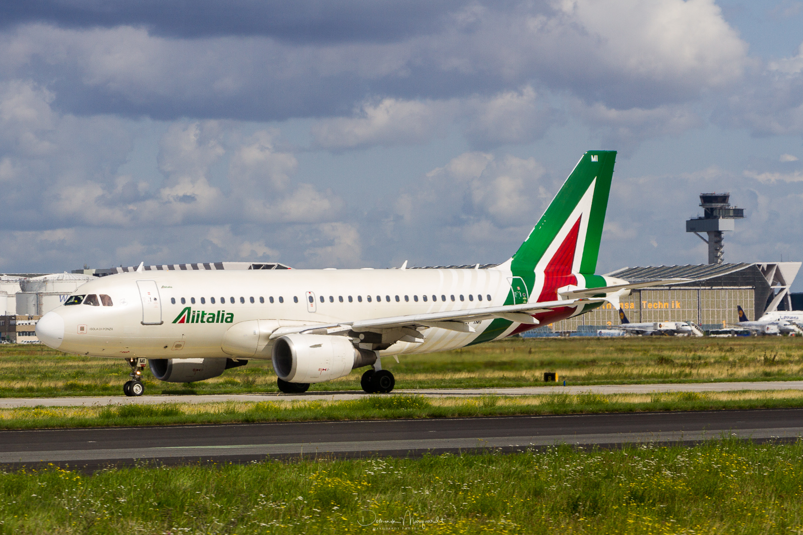 Alitalia / Airbus A319-112 / EI-IMI / FRA / EDDF