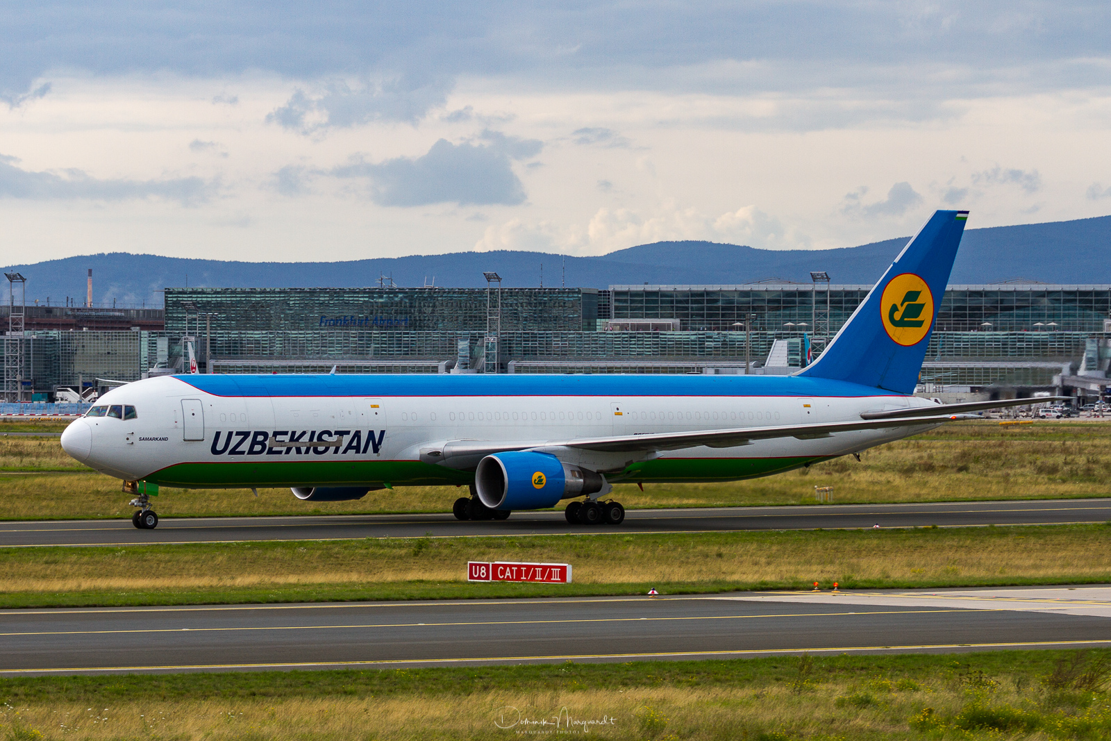 Uzbekistan Cargo / Boeing 767-33P(ER)(BCF) / UK-67001 / FRA / ED